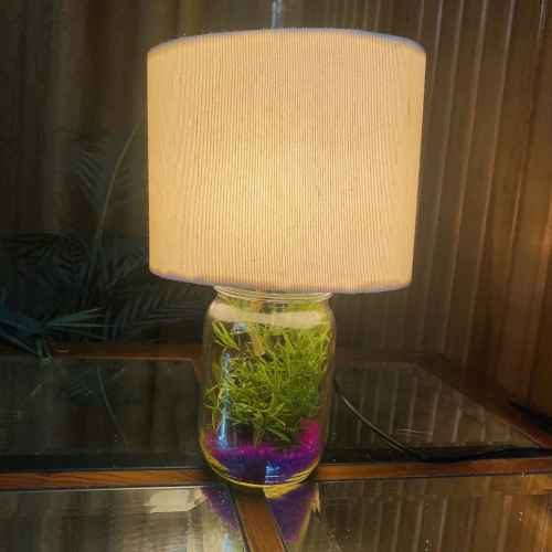 Our completed DYI mason jar desk lamp.
