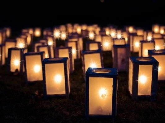 DIY outdoor lanterns in the dark
